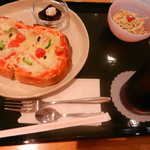 Kohi Hausu Sazanami - ピザトーストセット