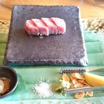 Ganyuu Tei - 牛肉陶板ステーキ。