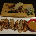 Agula - 餃子2種類