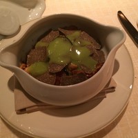 ベージュ アラン・デュカス 東京 - 