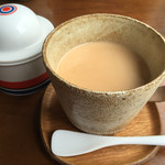 カメイノ食堂 - ジンジャーミルクティー