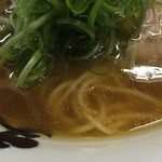 麺屋 丈六 - 秋刀魚醤油(700円)スープ