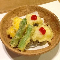 ひろ作 - はも・アスパラ・コーンのてんぷら