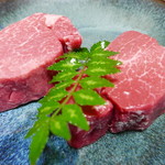 Yakiniku Shou - これがシャトーブリアン様！すごい厚みです！