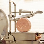 ペレグリーノ - ボローニャ風ソーセージのモルタデッラ