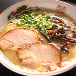 麺工房 ラーメン いち - 料理写真: