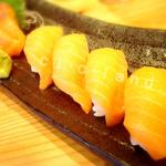 あんとん - サーモンづくし