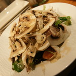 富士屋本店 - マッシュルームと生ハムのサラダ（９５０円）２０１６年６月