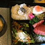 ココット - 鮪さしみ弁当