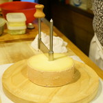 宝寿司分店 - テット・ド・モワンヌ