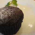52784837 - ショコラケーキ バニラアイス添え