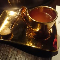 牛牛 西麻布 総本店 - お通しも輝いてます