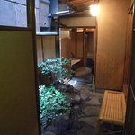 うなぎ秋本 - 奥の坪庭