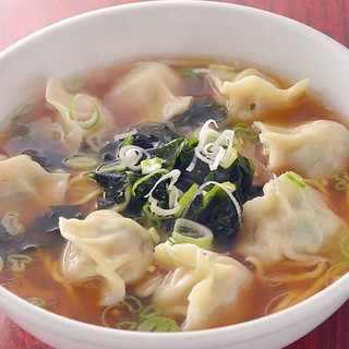 ランチも充実！醤油ラーメンが638円～とリーズナブル♪