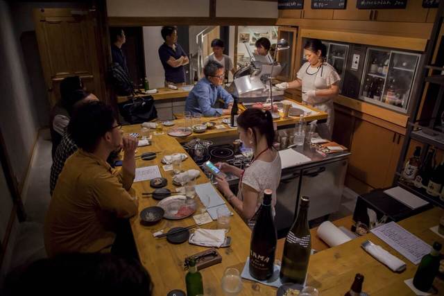 Sake Bar オトナリ サケ バー オトナリ 牛込神楽坂 居酒屋 食べログ Sake Bar オトナリ サケ バー オトナリ 牛込神楽坂 居酒屋 食べログ