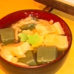 湯葉と生麩としめじ煮