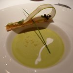 レ セゾン - 前菜 グリーンアスパラガスのヴルテ