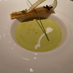 レ セゾン - 前菜 グリーンアスパラガスのヴルテ