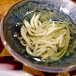 徳山鮓 - お醤油をチリリとたらしていただきます