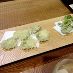 徳山鮓 - ブドウの新芽、タラの芽