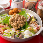 ``Sacha Hot pot'' with 25 kinds of medicinal herbal soups *Minimum of 2 people