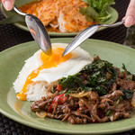 Beef gapao rice (Thai rice or enzyme brown rice)