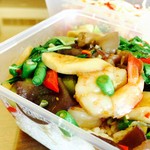 Queen of Curry - 海老がぷりぷり!!ガパオタレー♡