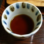 蕎麦処 一休 - 蕎麦つゆ(H28.5.10撮影)