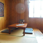 とんかつぼたん - 清潔な店内