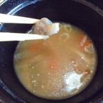 とんかつぼたん - 豚汁の具も細かくしてる気の配りよう