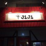 JiJi - 