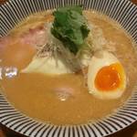 寿製麺 よしかわ - 鯛そば鶏仕立て。