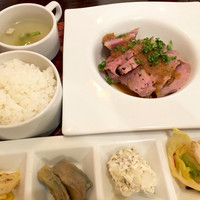 GAZZO - ローストポーク定食1000円