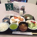 城山ホテル鹿児島 - ホテルの朝食。
            
            揚げたての天ぷらが美味しかったです。(^^)