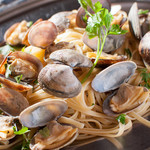 リングイネ　ボンゴレ　ビアンコ