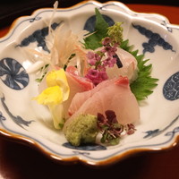 うなぎ秋本 - お造り　（縞鯵、真鯛、平目）