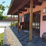 こじんまりとしたお店