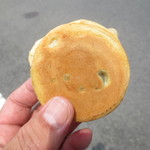 井関屋 - 大判焼き あずき　120円　(2016.6)