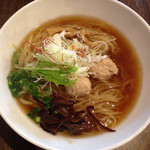 麺や ハレル家 - まぐろ出汁そば 大盛
      600円