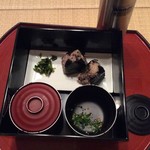 玉峰館 - お部屋に運ばれた、夜食。 お汁は保温ポットに入れてありました
