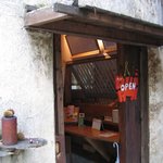 うどん匠人 岡本 - お店の出入り口