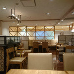 韓食 古家 - ゆったりとした店内