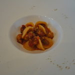 サーラ アマービレ - オレキエッテ　サルシッチャとひよこ豆のトマトソース