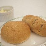 S.S.コロンビア・ダイニングルーム - パン