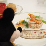 S.S.コロンビア・ダイニングルーム - サーモントラウトのタルタルとシーフードマリネ