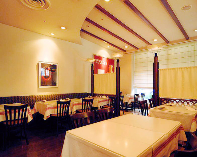 Loites レストラン 飲食店の検索 2 4名様ソファテーブル席を多数ご用意 あ Tomtom錦糸町店 トムトム