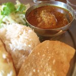 チキンカレー、パパド、ハーフライスはバスマティが選べます(^o^)