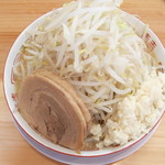 麺や 豚八 - ラーメン（シングル）＋ヤサイ増しにんにく増し増し
