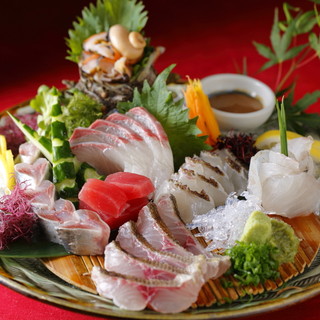 Fresh fish delivered directly from the Genkai Sea and Amakusa! !