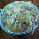 ラーメンひかり - やさいつけめん　野菜はみだしとるでぇ